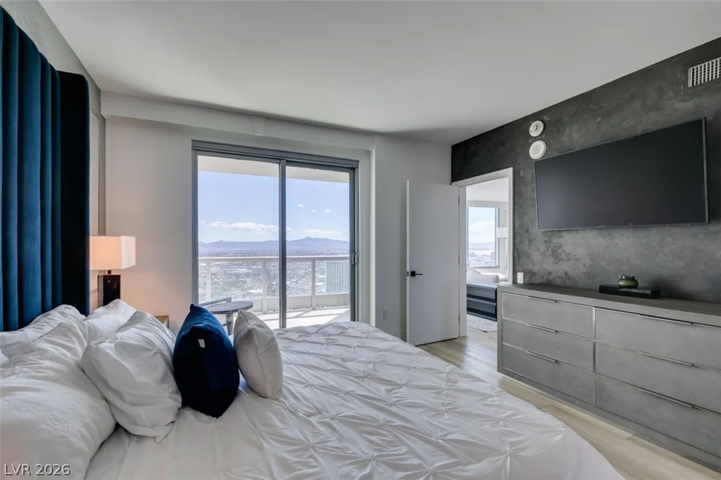 322 Karen, Las Vegas, NV 89109