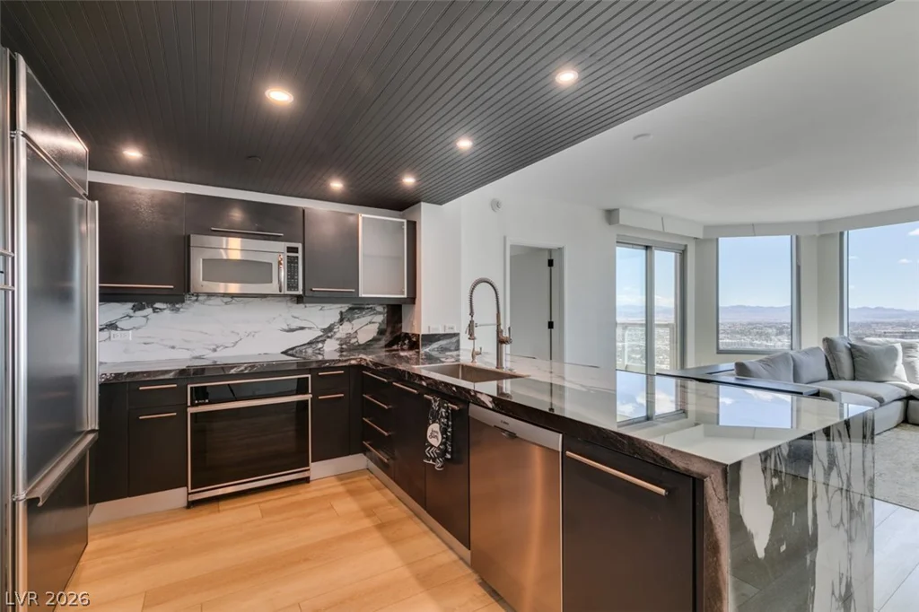 322 Karen, Las Vegas, NV 89109