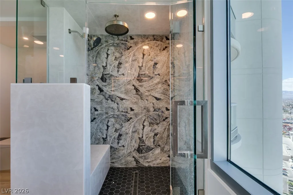 322 Karen, Las Vegas, NV 89109