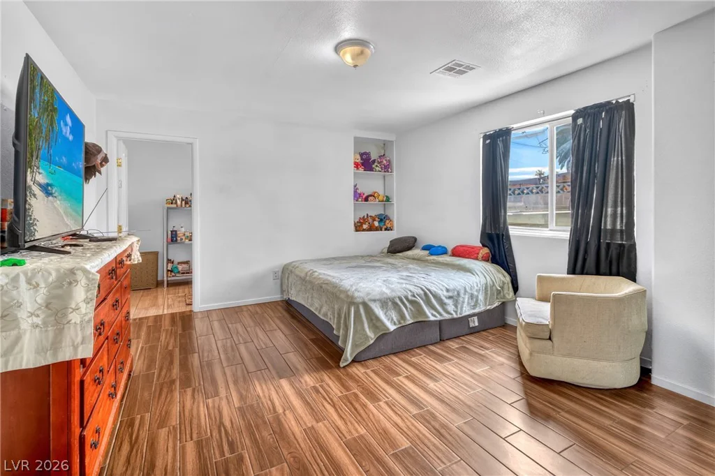 1617 Flower, North Las Vegas, NV 89030