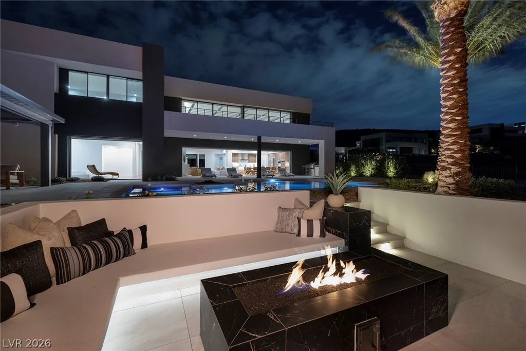 1488 Dragon Glen, Henderson, NV 89012