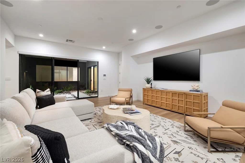 1488 Dragon Glen, Henderson, NV 89012