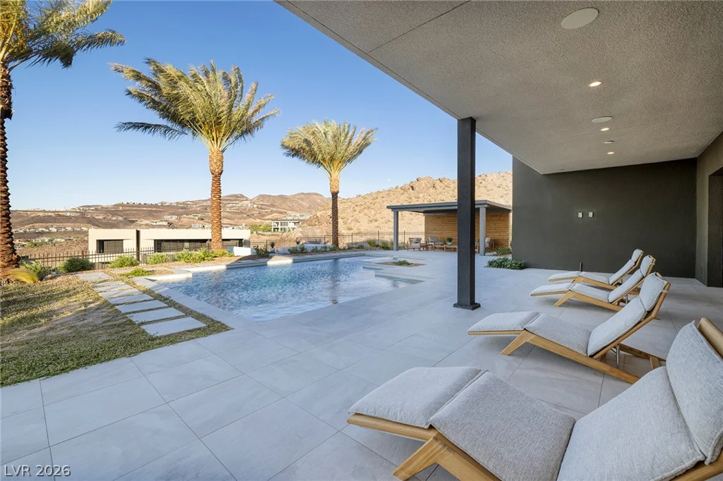 1488 Dragon Glen, Henderson, NV 89012