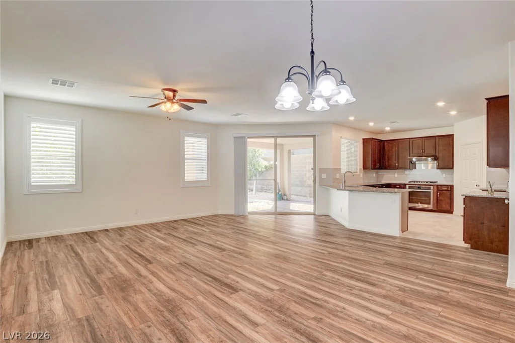 909 Cherry Glen, Las Vegas, NV 89138