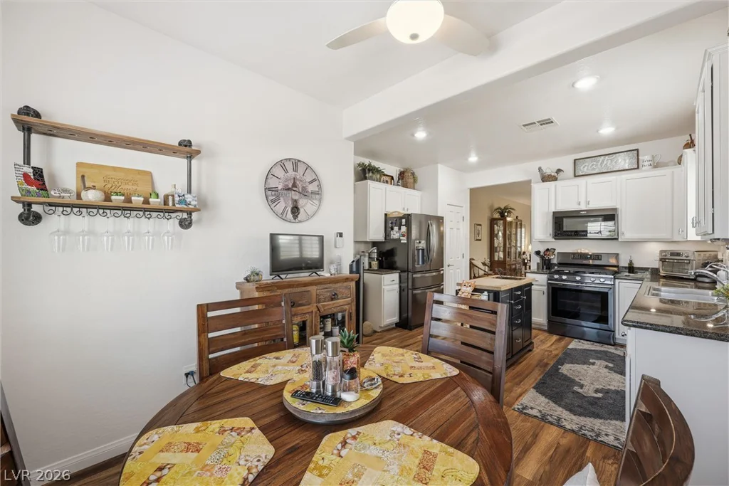 2373 Desert Sparrow, North Las Vegas, NV 89084