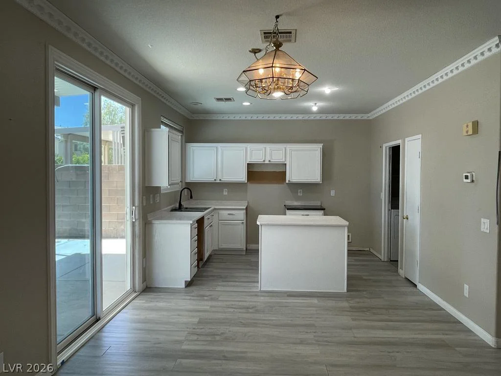 9587 Newton Grove, Las Vegas, NV 89148