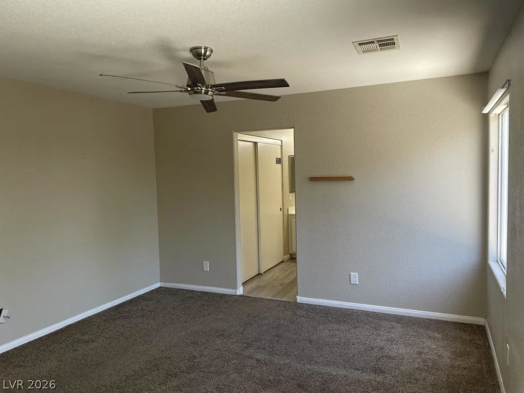 9587 Newton Grove, Las Vegas, NV 89148