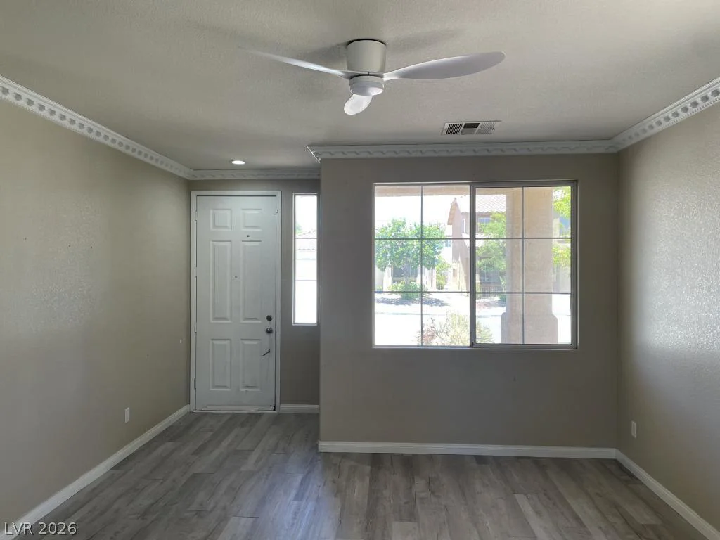 9587 Newton Grove, Las Vegas, NV 89148