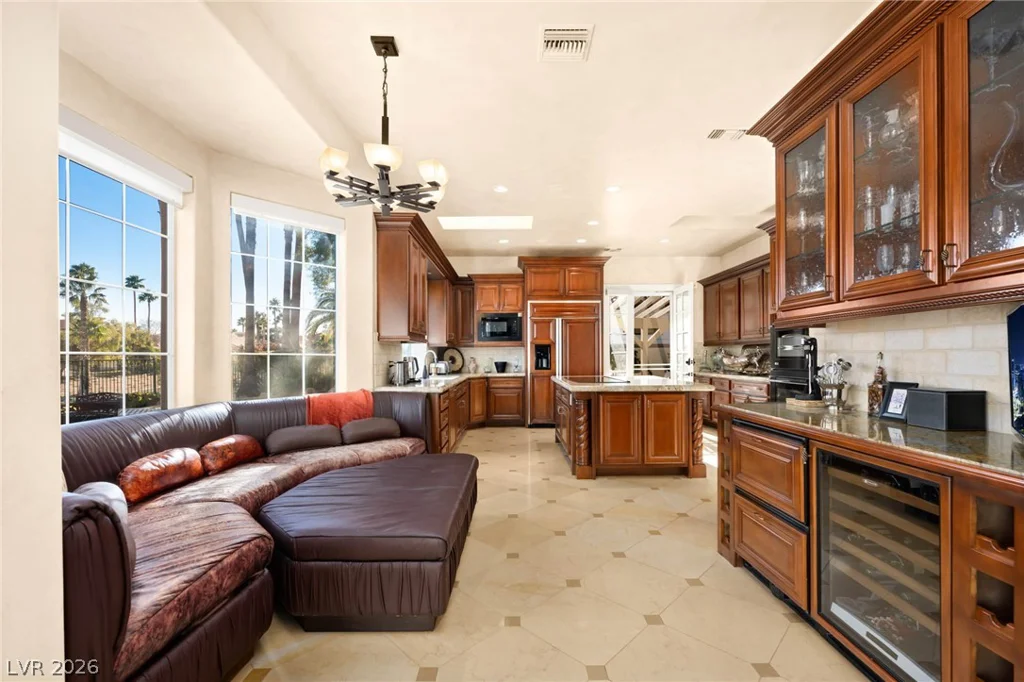2204 Glenbrook, Las Vegas, NV 89117