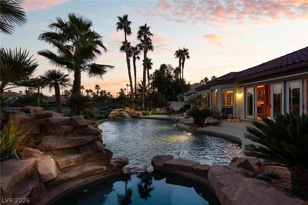 2204 Glenbrook, Las Vegas, NV 89117