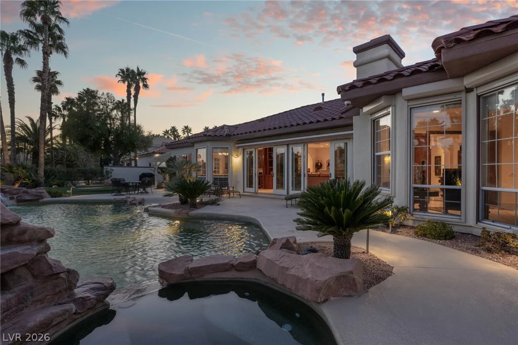 2204 Glenbrook, Las Vegas, NV 89117