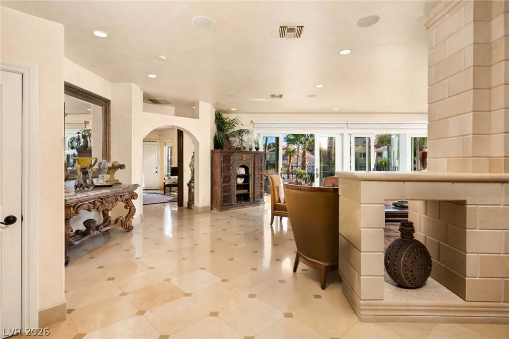 2204 Glenbrook, Las Vegas, NV 89117