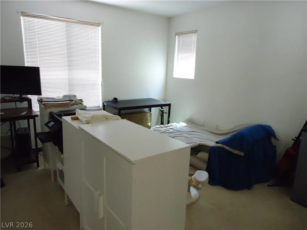 5628 Dawn Falls, Las Vegas, NV 89148