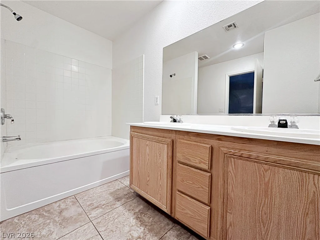 2056 Audrey Hepburn, Las Vegas, NV 89142