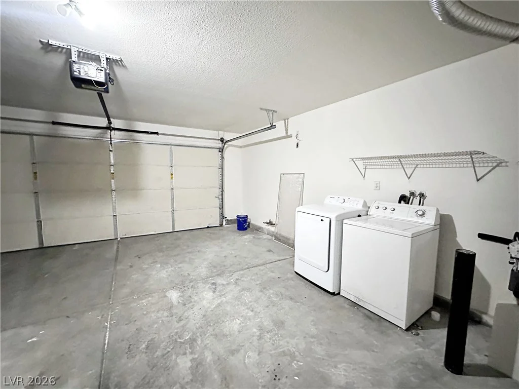 2056 Audrey Hepburn, Las Vegas, NV 89142