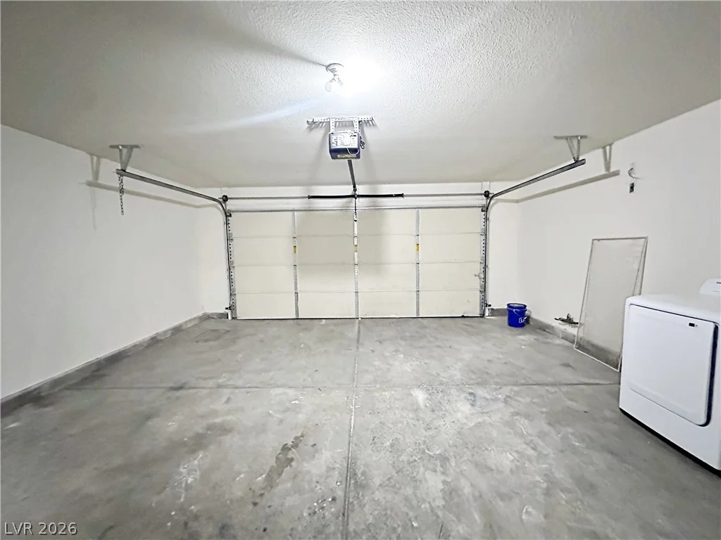 2056 Audrey Hepburn, Las Vegas, NV 89142