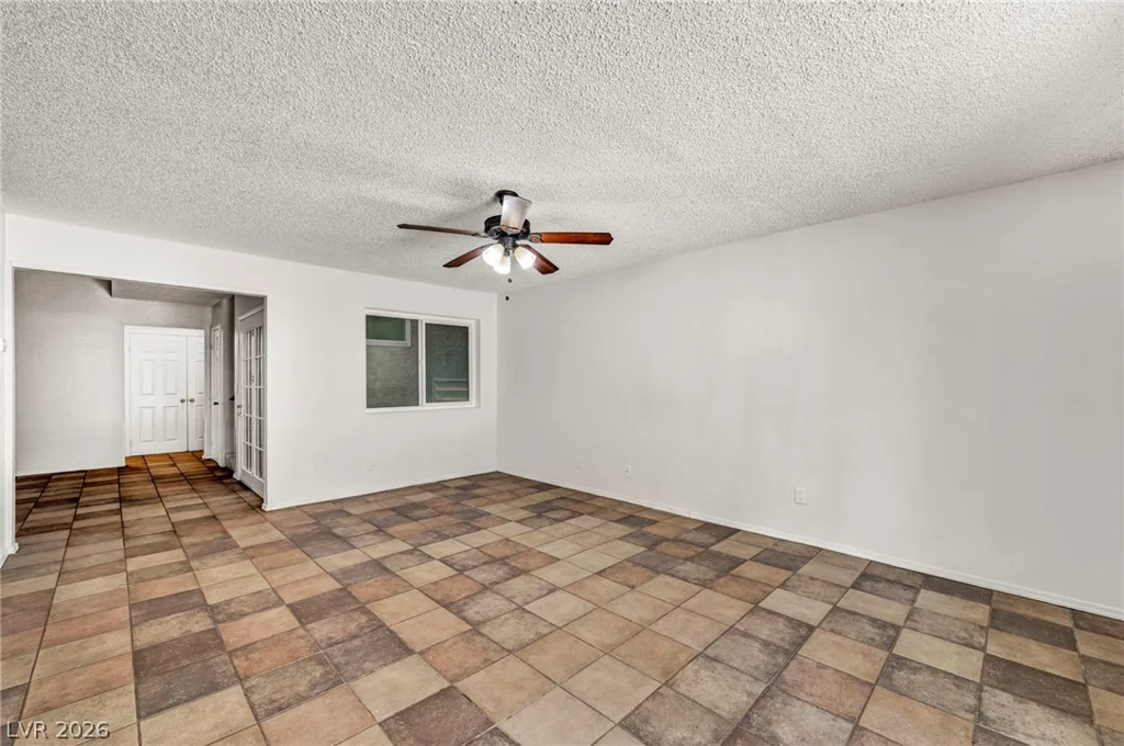 8112 Leger, Las Vegas, NV 89145