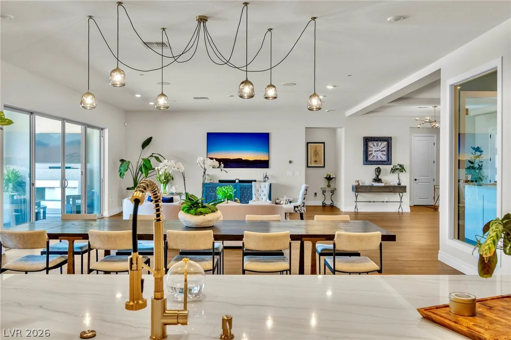 4660 Blushing Dawn, Las Vegas, NV 89118