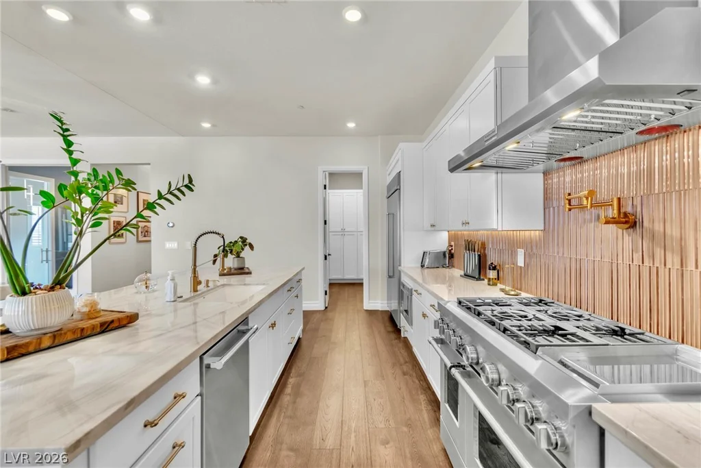 4660 Blushing Dawn, Las Vegas, NV 89118