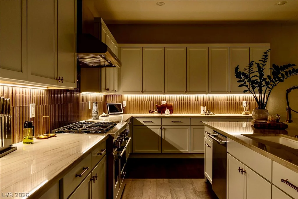 4660 Blushing Dawn, Las Vegas, NV 89118