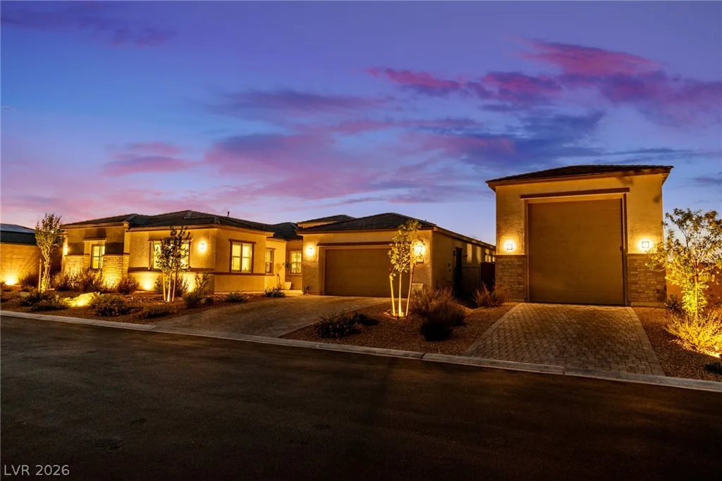 4660 Blushing Dawn, Las Vegas, NV 89118