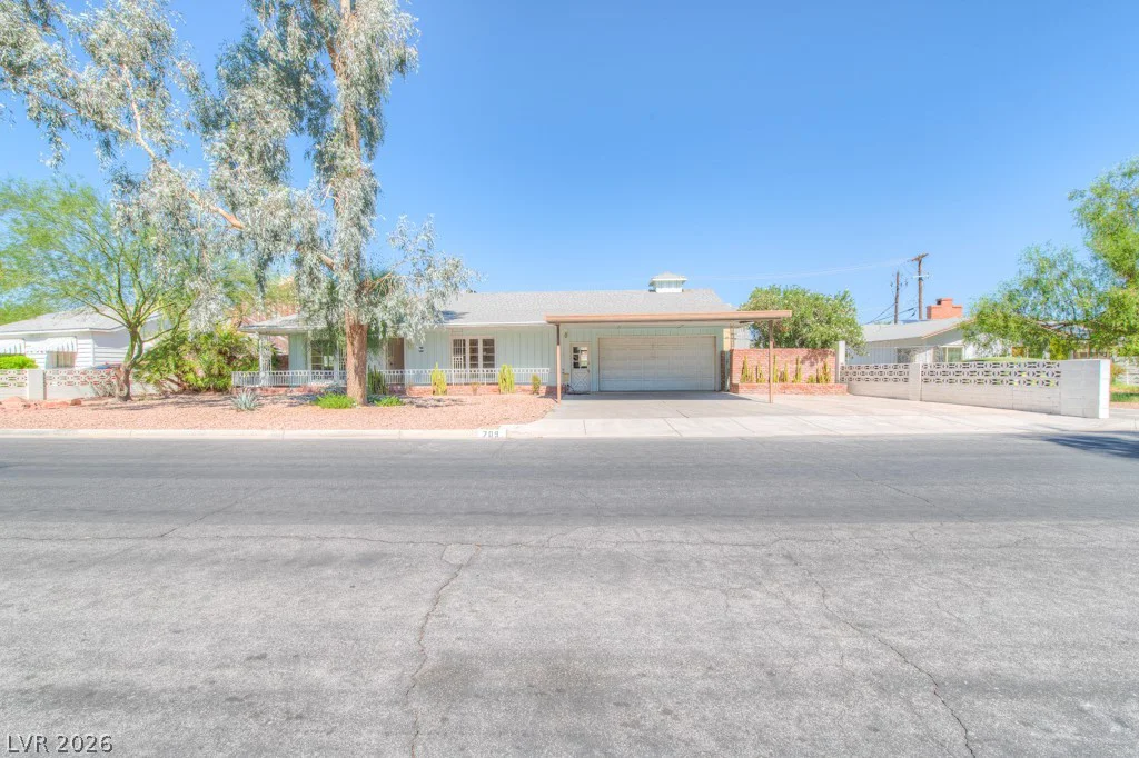 709 Park Paseo, Las Vegas, NV 89104