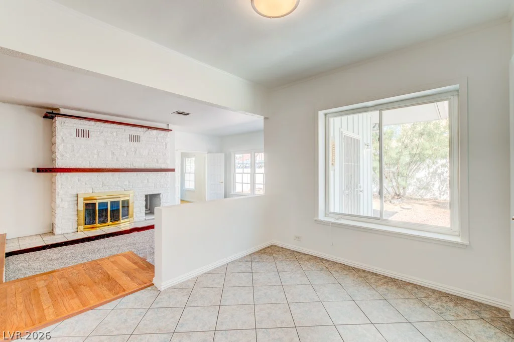 709 Park Paseo, Las Vegas, NV 89104