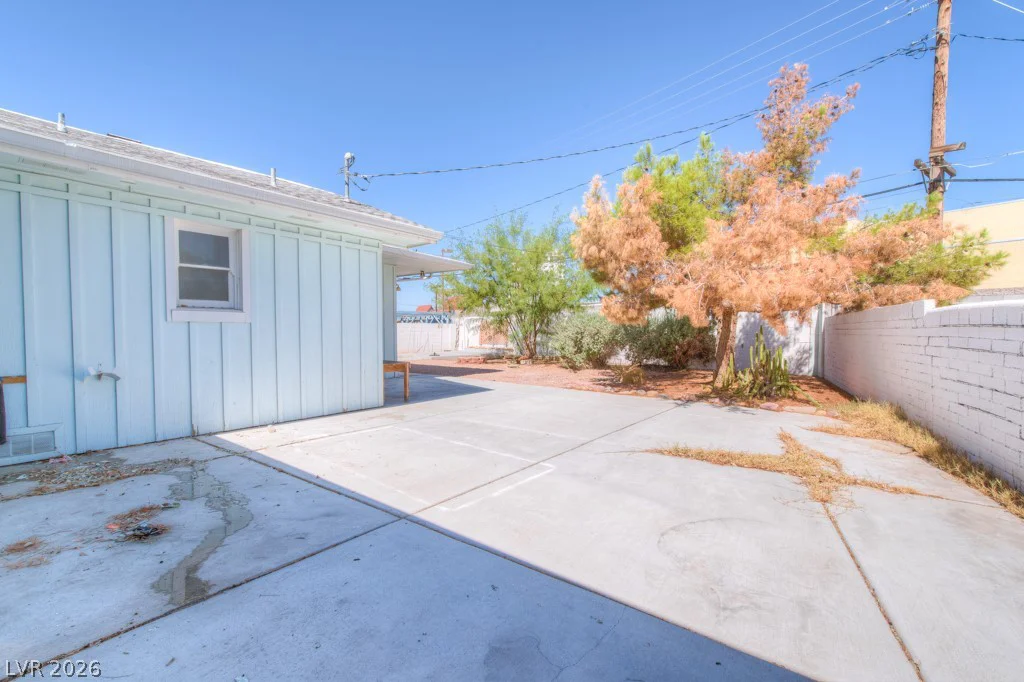 709 Park Paseo, Las Vegas, NV 89104
