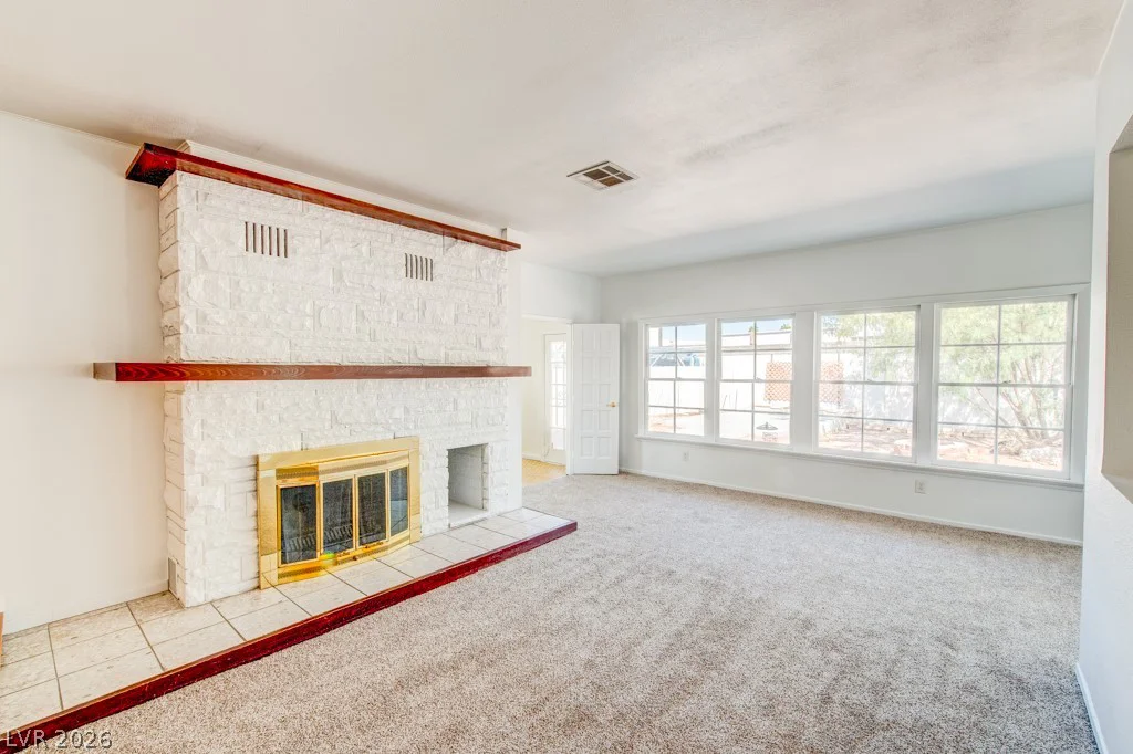 709 Park Paseo, Las Vegas, NV 89104