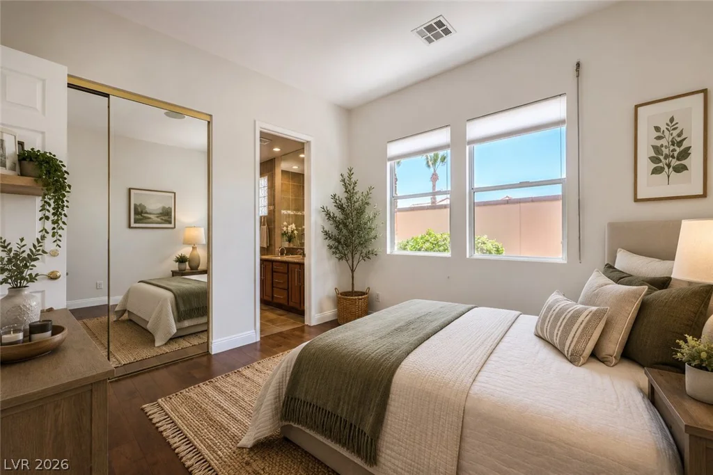 2492 Hollow Rock, Las Vegas, NV 89135