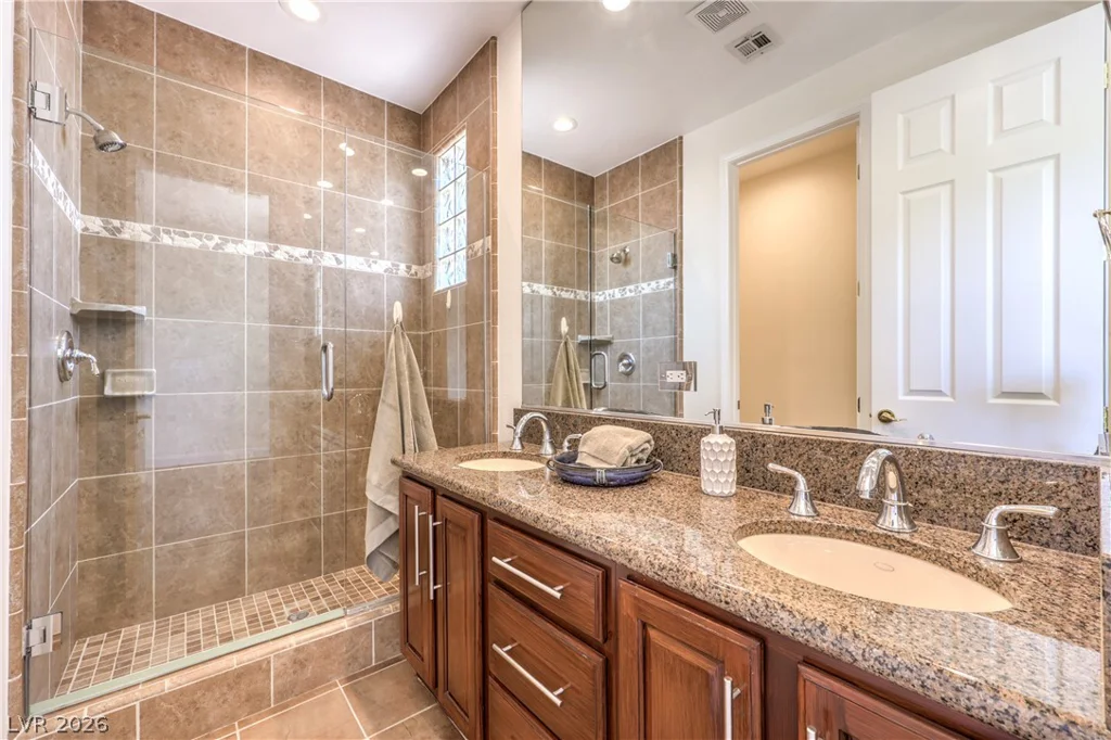 2492 Hollow Rock, Las Vegas, NV 89135