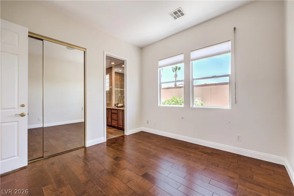 2492 Hollow Rock, Las Vegas, NV 89135