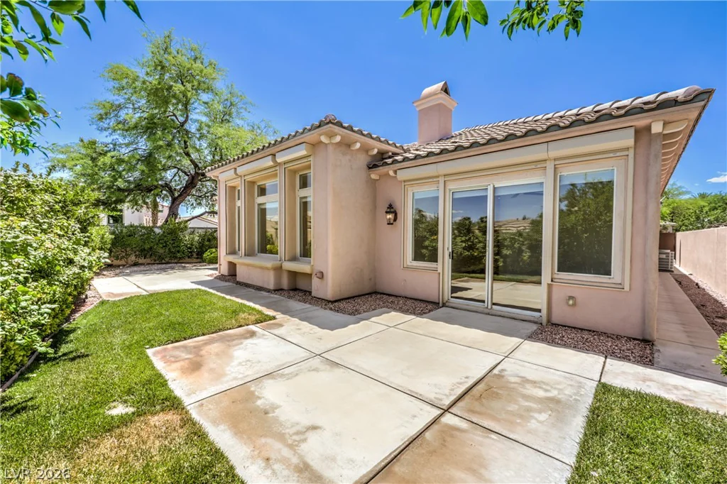2492 Hollow Rock, Las Vegas, NV 89135