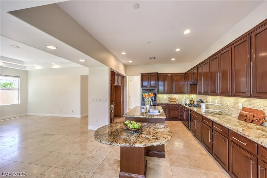 2492 Hollow Rock, Las Vegas, NV 89135