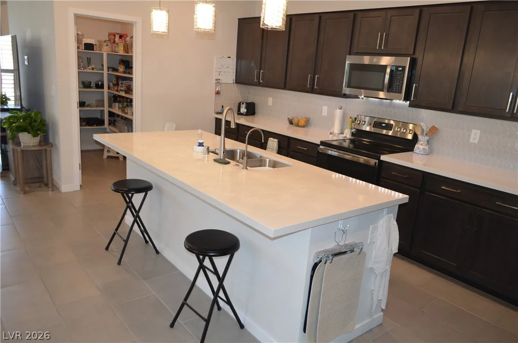 5528 Eleganza, Pahrump, NV 89061