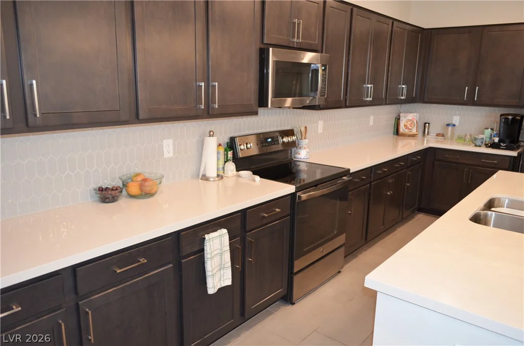 5528 Eleganza, Pahrump, NV 89061