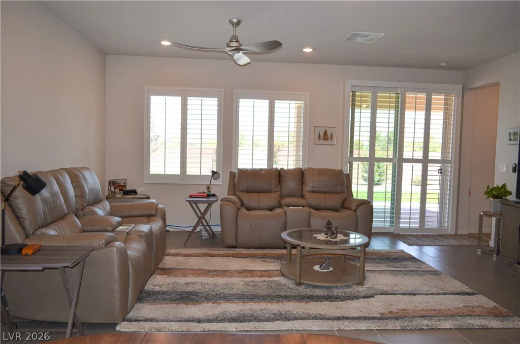 5528 Eleganza, Pahrump, NV 89061