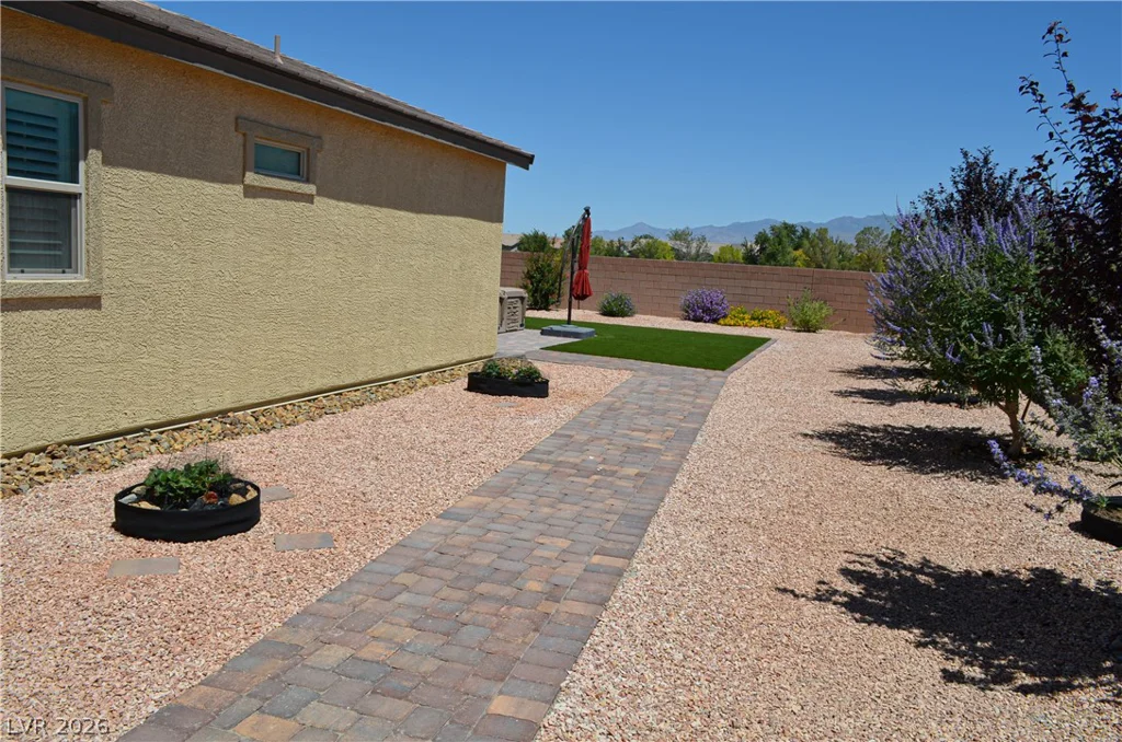 5528 Eleganza, Pahrump, NV 89061