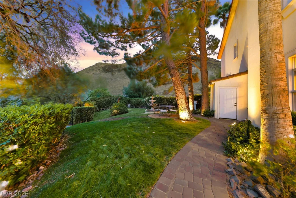 26 Strada Di Circolo, Henderson, NV 89011