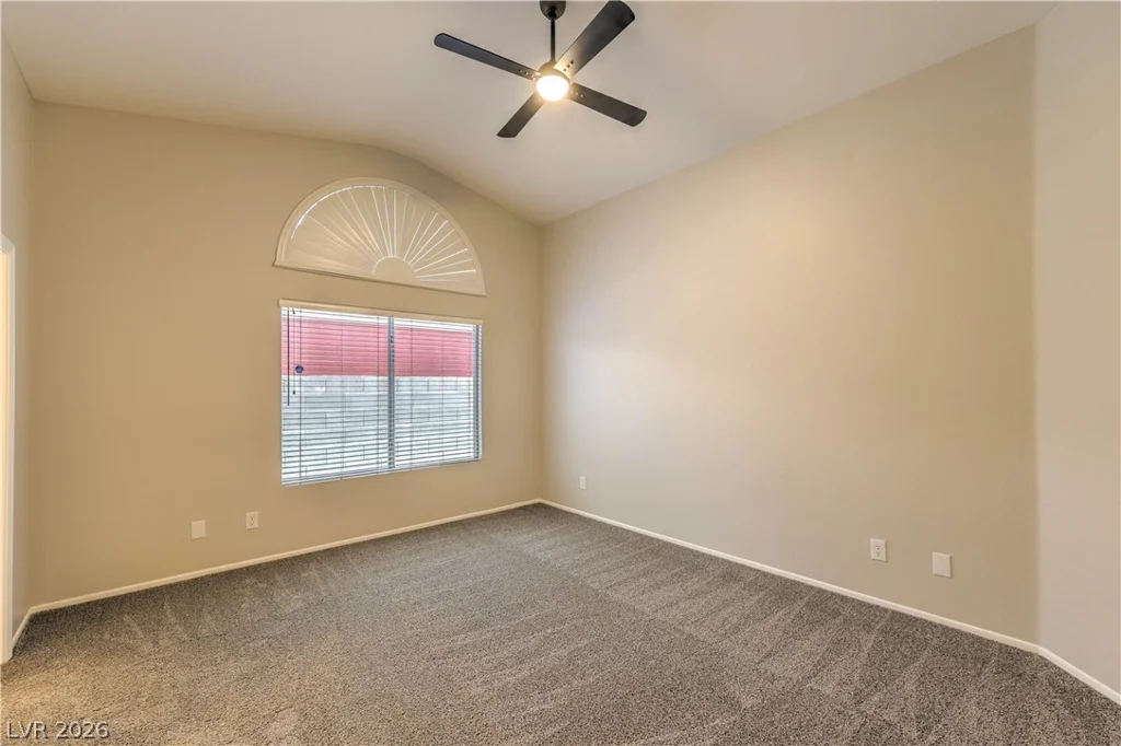 2007 GLISTENING SANDS, Las Vegas, NV 89119