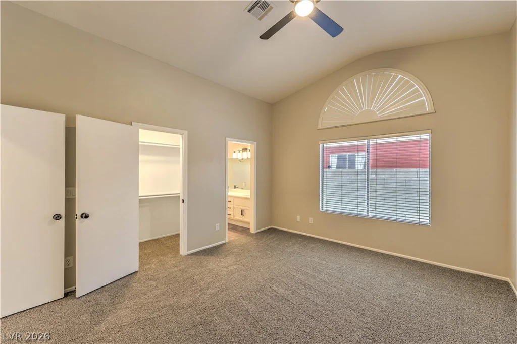 2007 GLISTENING SANDS, Las Vegas, NV 89119