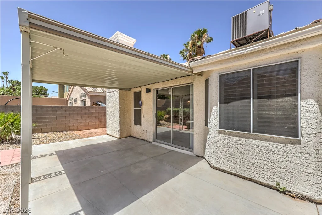 2007 GLISTENING SANDS, Las Vegas, NV 89119