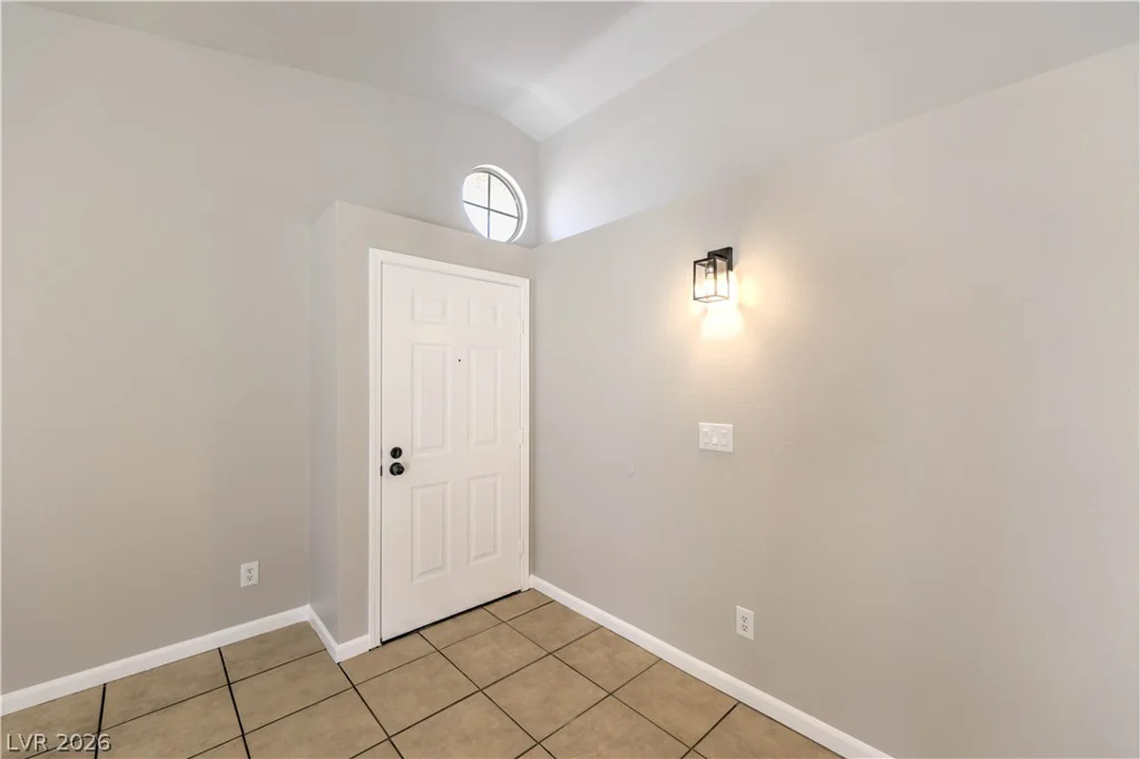 2007 GLISTENING SANDS, Las Vegas, NV 89119