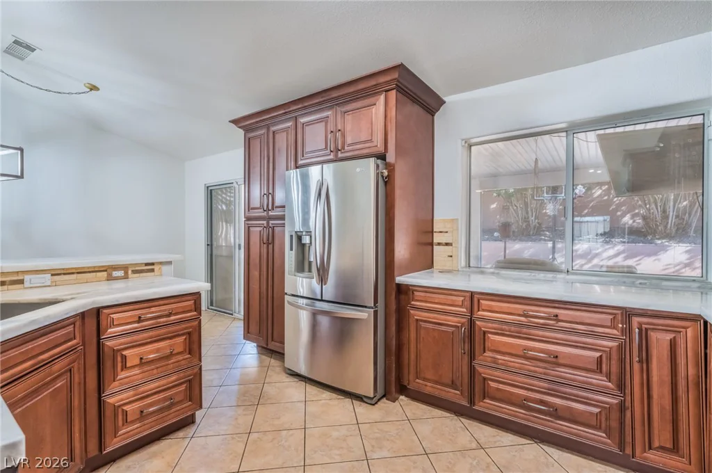 1554 Mount Hood, Las Vegas, NV 89110