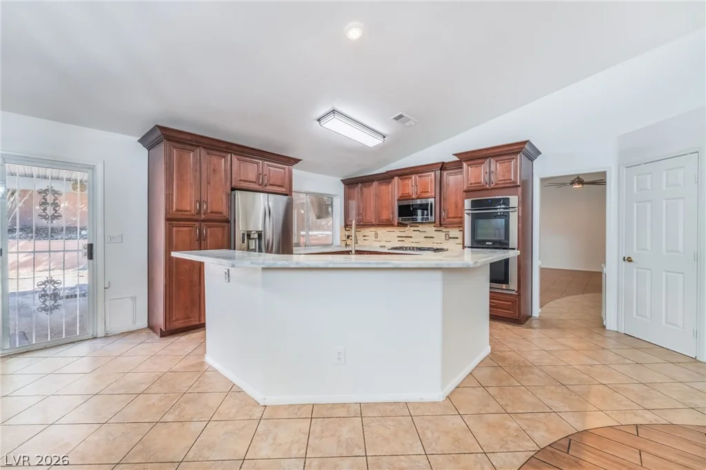 1554 Mount Hood, Las Vegas, NV 89110