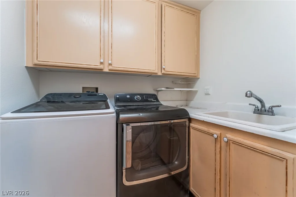 1554 Mount Hood, Las Vegas, NV 89110