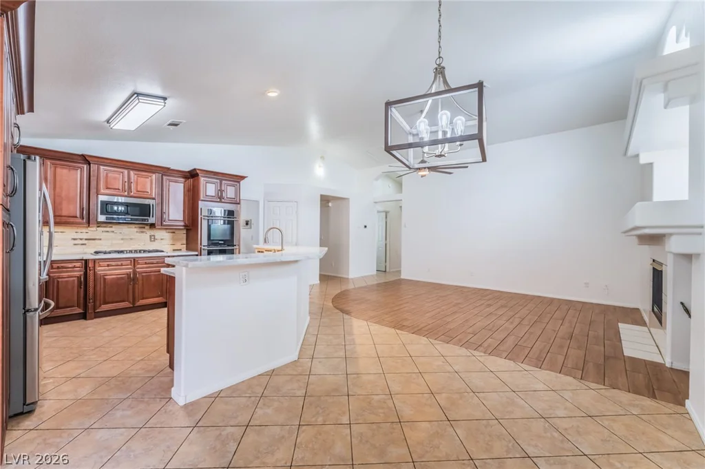1554 Mount Hood, Las Vegas, NV 89110