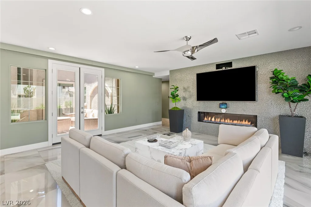 3552 Coventry Gardens, Las Vegas, NV 89135