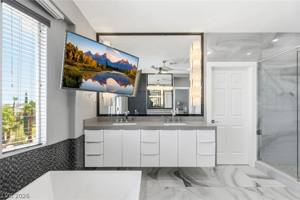 3552 Coventry Gardens, Las Vegas, NV 89135