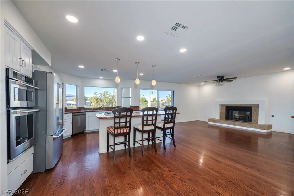 7468 Orange Haze, Las Vegas, NV 89149